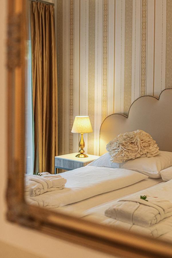 Casablanca Panzio Bed & Breakfast Tata Luaran gambar